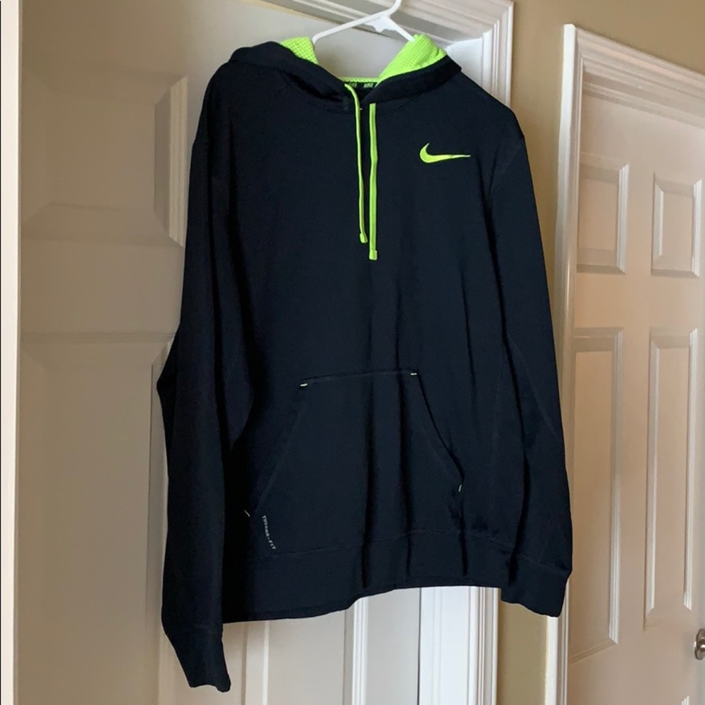 Nike Therma-Fit Hoodie